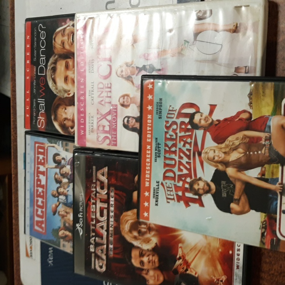 Lot of 5 assorted DVDs (SKU AB5-dvd 5)
